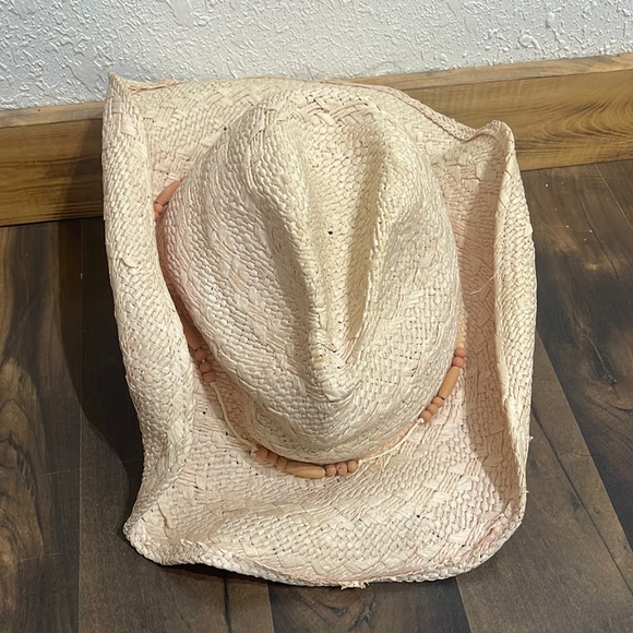 EUC 🎀 Pink Straw Cowgirl Hat - Picture 1 of 4